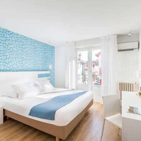 Kemaris 3* 比亚里茨