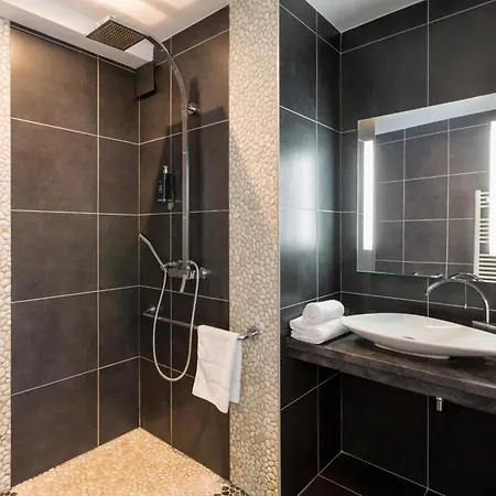 Kemaris 比亚里茨