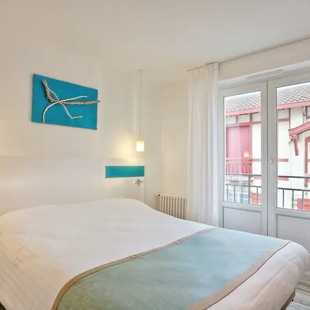 Kemaris 酒店 比亚里茨