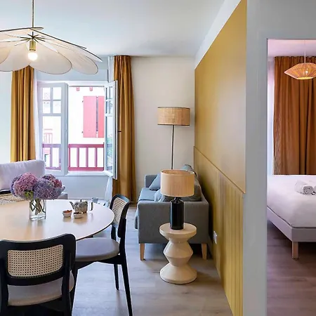 Kemaris 比亚里茨