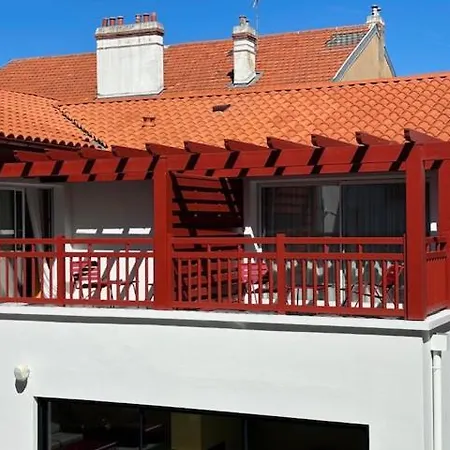 Kemaris 3* 比亚里茨