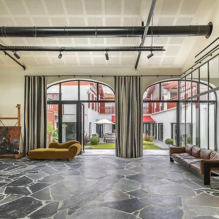 Отель Kemaris Биарриц