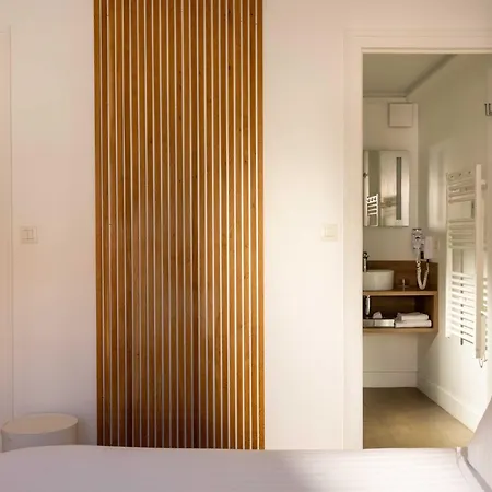 Kemaris Hotel 3*