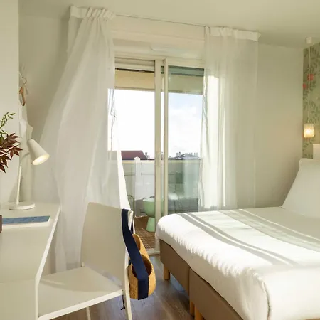 Hotel Kemaris 3*