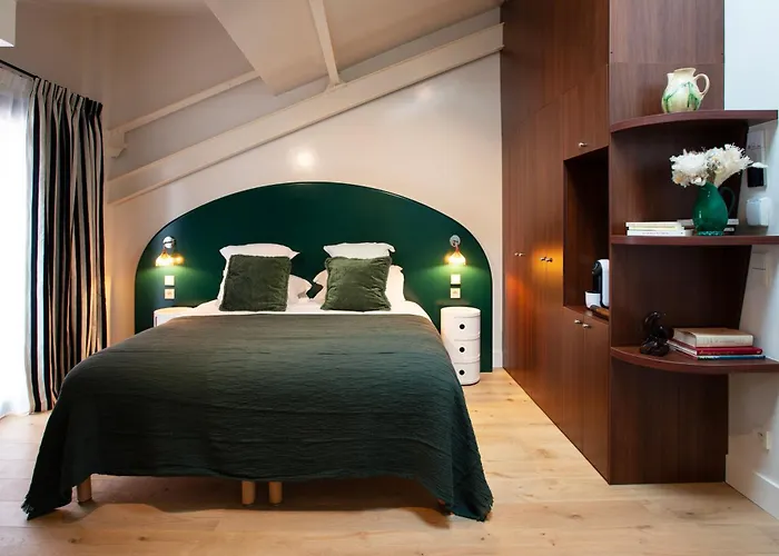 Kemaris Отель Биарриц